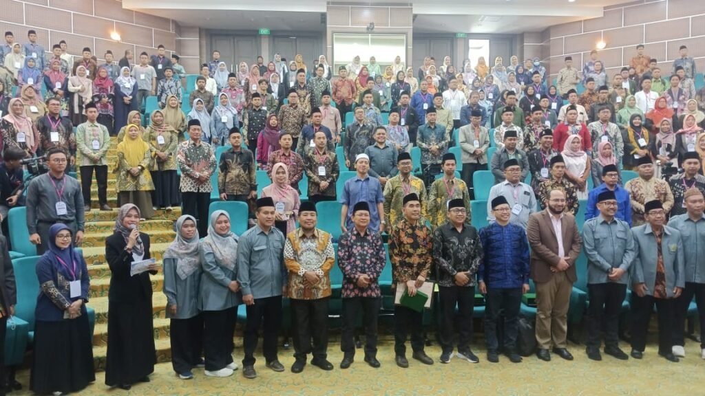 UNZAH Genggong Probolinggo, Kampus Islami Probolinggo, Kampus Swasta Probolinggo, Kampus di Probolinggo, Kampus Swasta di Probolinggo, Kampus Swasta Jawa Timur, Perguruan Tinggi di Probolinggo, Universitas di Kraksaan, Universitas di Probolinggo, Universitas di Jawa Timur